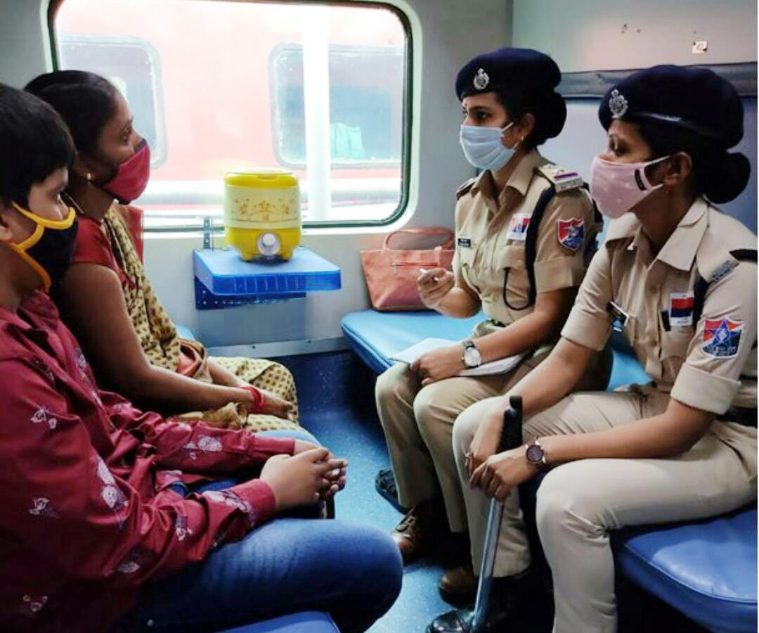 भारतीय रेल ने महिलाओं की सुरक्षा के लिए ऑपरेशन 'मेरी सहेली'  शुरू किया